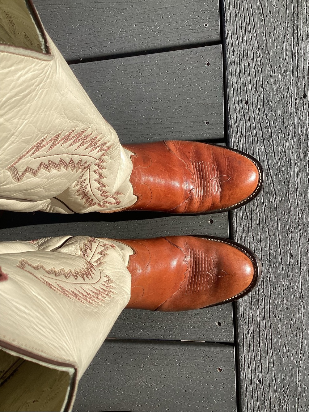 Olathe 10D Model#6906 Rich Carmel Brown & 17” Tall Cream Leather Upper Buckaroos - Picture 7 of 12